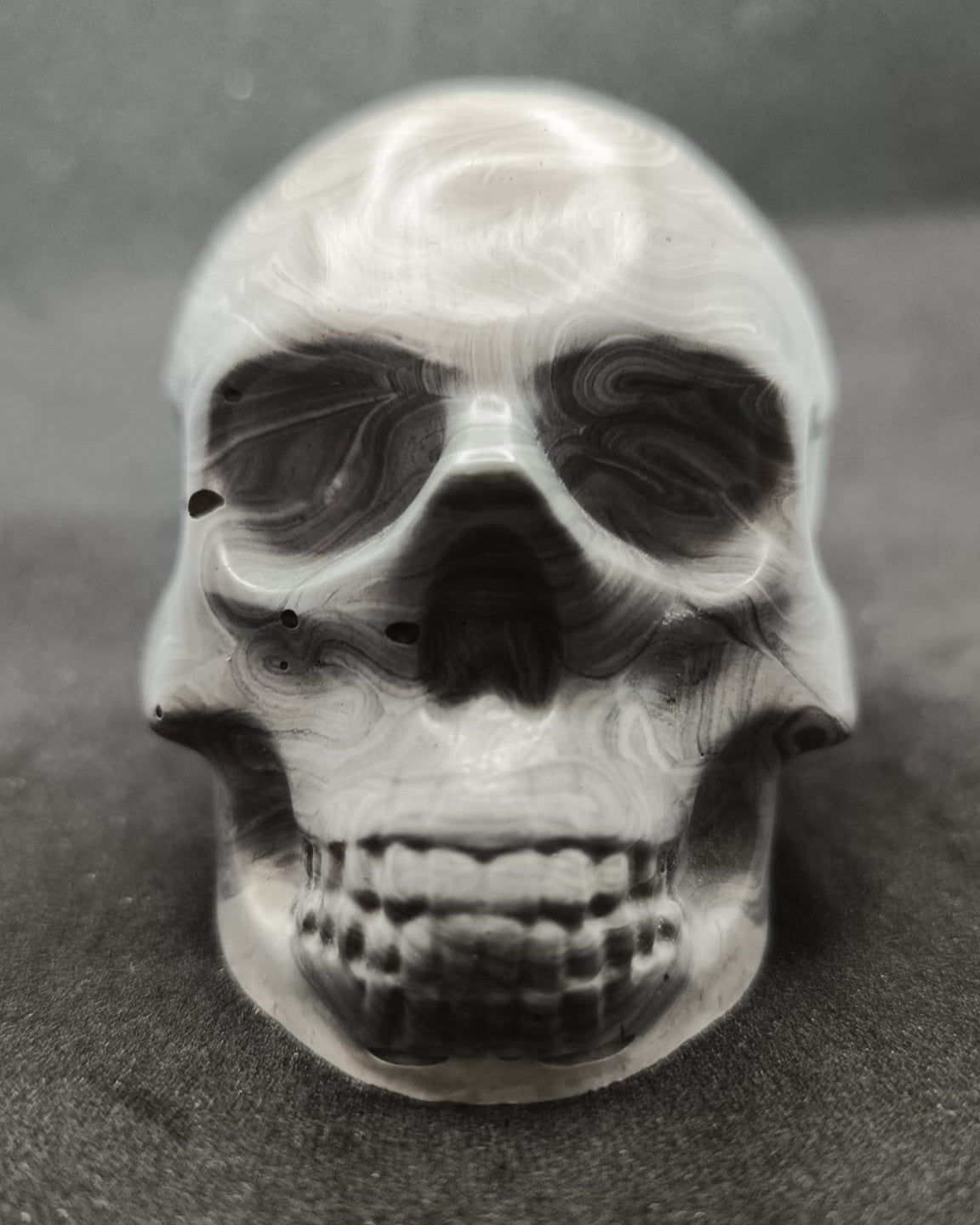 Large Handcrafted Skull Ornament – Jesmonite & Epoxy Resin | Decorative & Functional Art