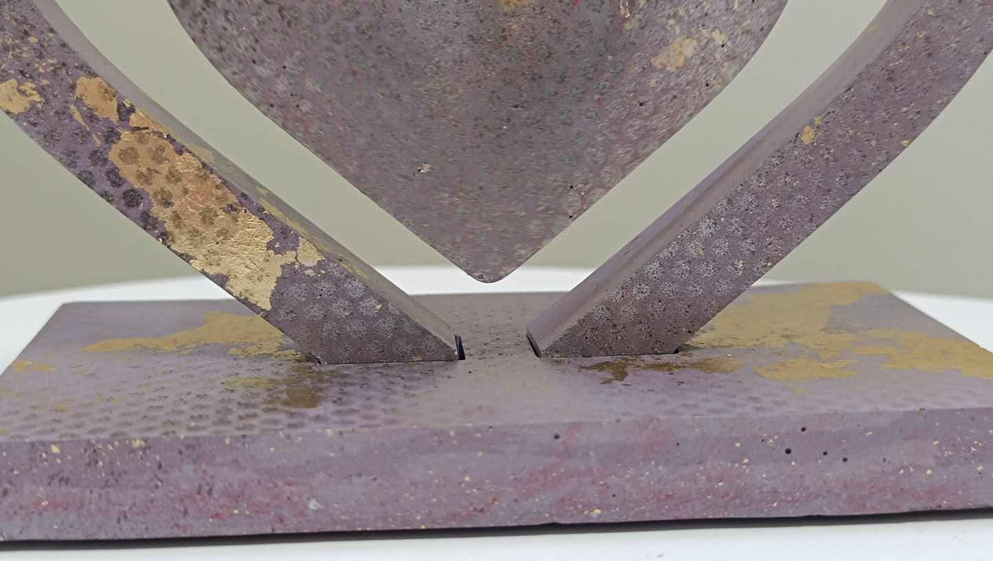 Handcrafted Interlocking Heart Sculpture – Lilac/Plum, Gold Leaf, Jesmonite