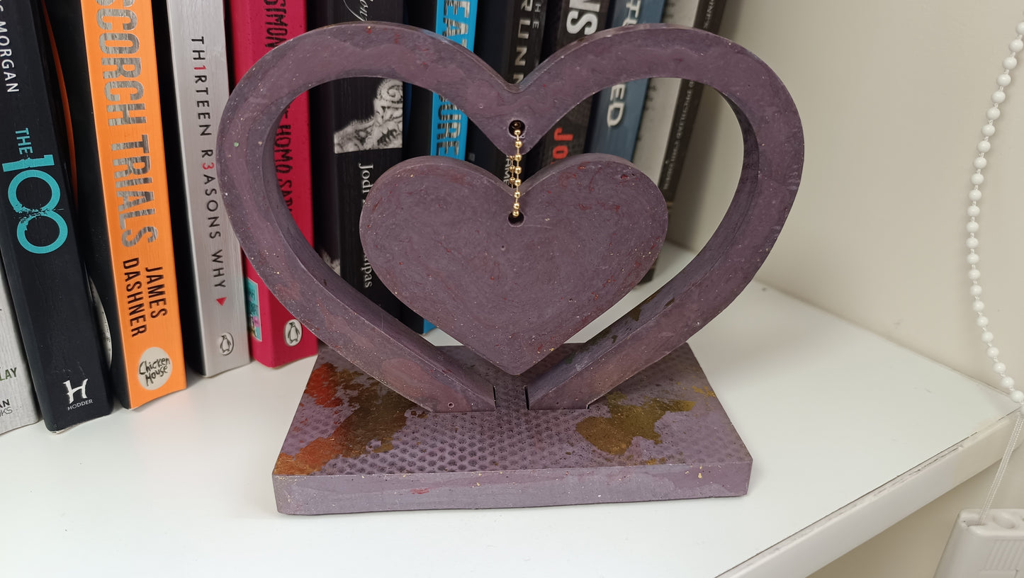 Handcrafted Interlocking Heart Sculpture – Lilac/Plum, Gold Leaf, Jesmonite