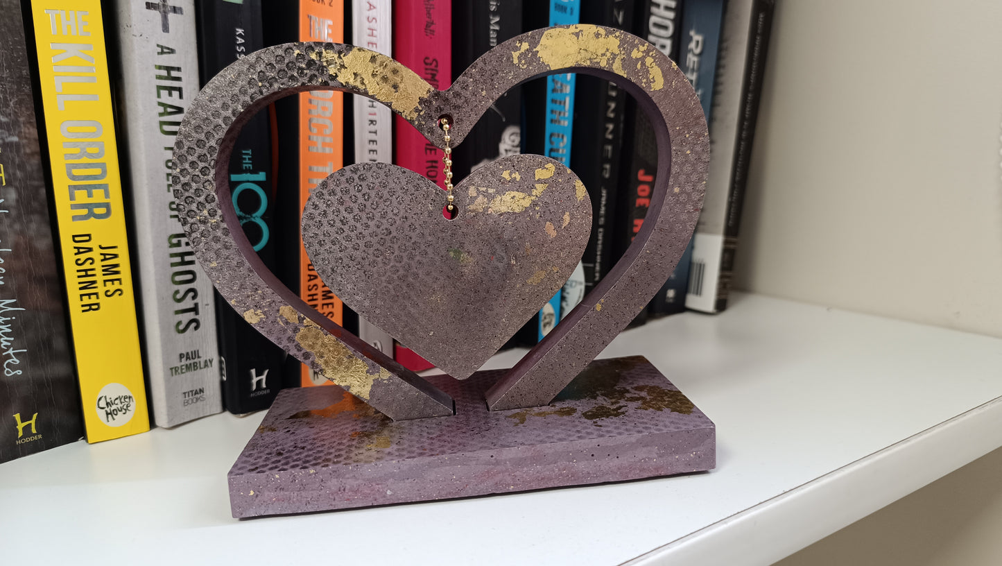 Handcrafted Interlocking Heart Sculpture – Lilac/Plum, Gold Leaf, Jesmonite