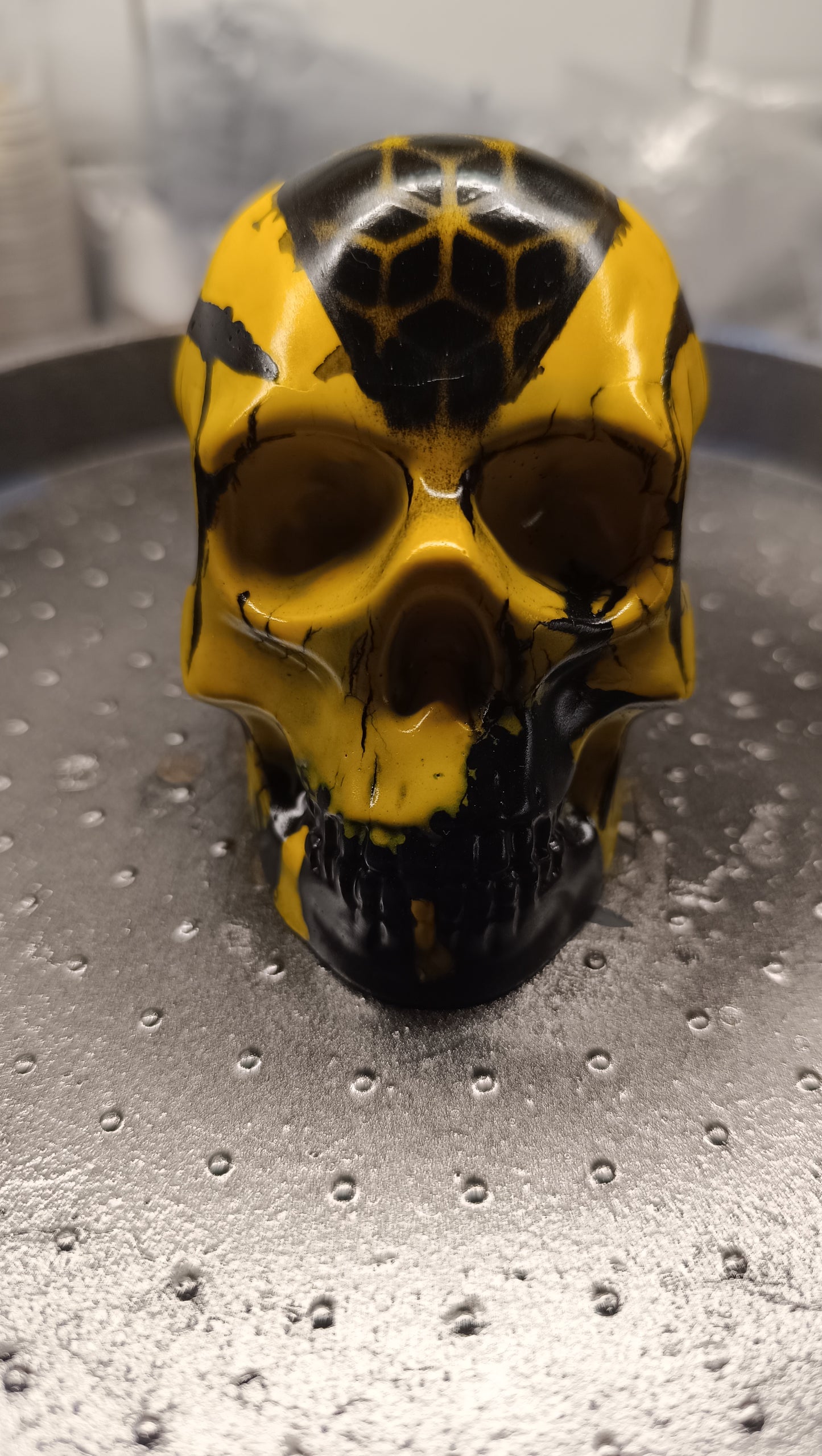 Large Handcrafted Skull Ornament – Jesmonite & Epoxy Resin | Decorative & Functional Art - Black & Yellow
